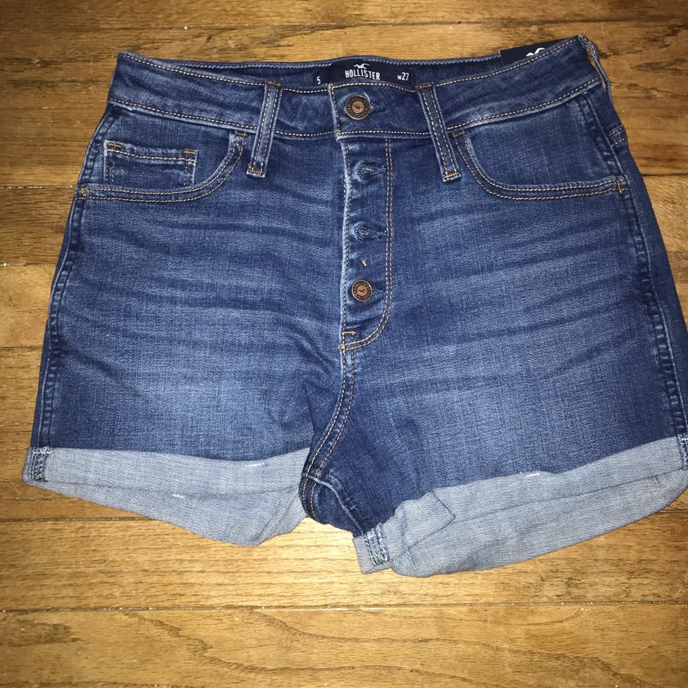 New Hollister Jean shorts